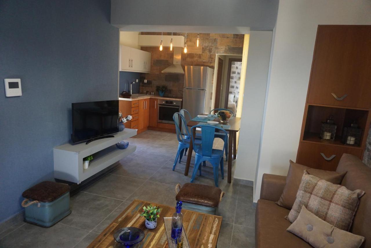 Seas The View Apartment Chania  ภายนอก รูปภาพ
