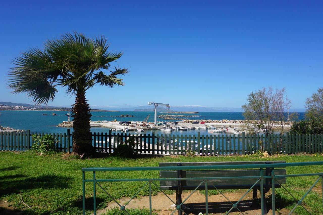 Seas The View Apartment Chania  ภายนอก รูปภาพ